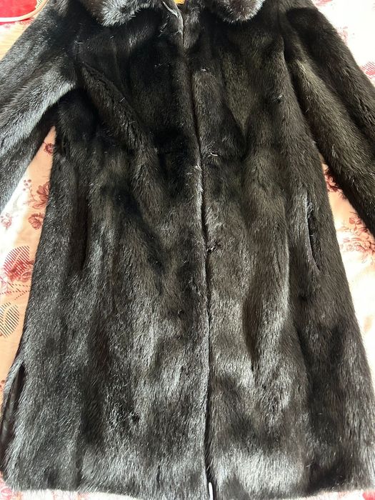 Продам норковую шубу