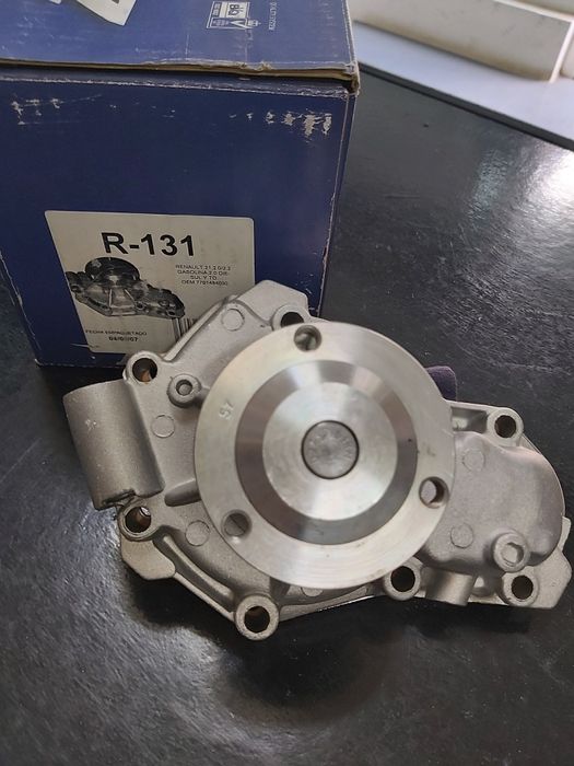 Воднa помпa за Рено