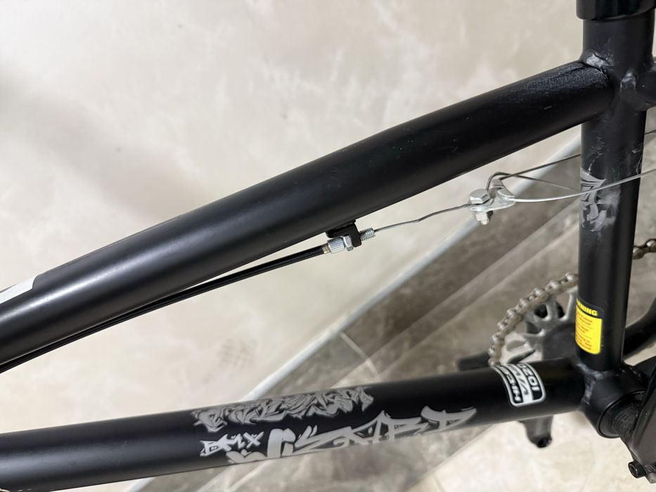 Велосипед BMX трюковой