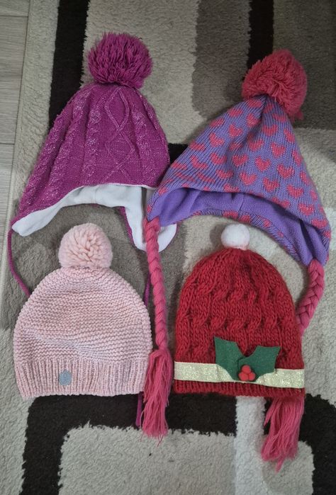 Lot caciulite fetite