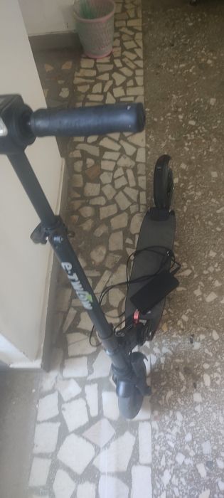 Vând Trotineta electrica E-TWOW