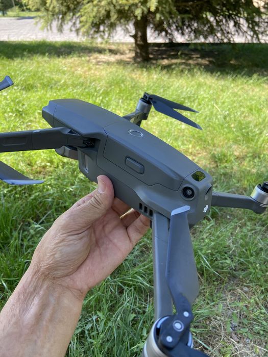 DJI Mavic 2 Pro (Fly More Combo)