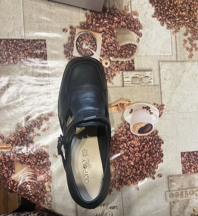 Продаю новые туфли