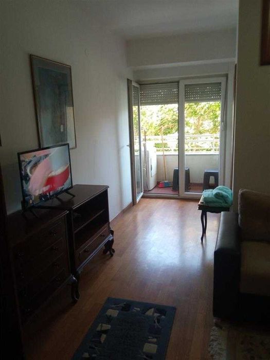 Дава се под наем Двустаен апартамент в Бургас, Лазур - 55 кв.м за 239.7 € - Снимка #4