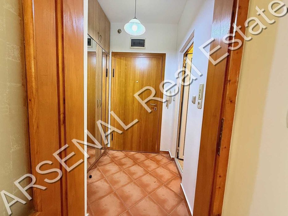 Дава се под наем Тристаен апартамент в София, Зона Б-18 - 108 кв.м за 600 € - Снимка #1