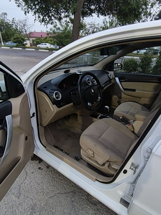 Срочно. Нексия 3 - 2018. Бежовый салон