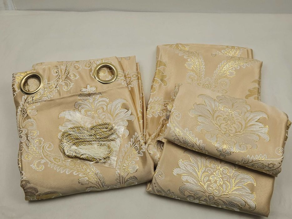 Set 2 perdele jacquard, 245 x 140 cm, filtrare lumină 60%, aurii