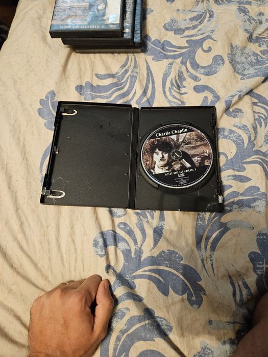 Dvd Hagi și Charlie chaplain