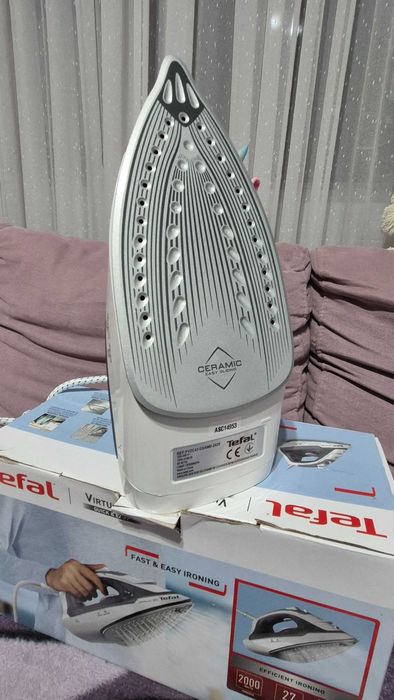 Fier calcat Tefal nou la cutie
