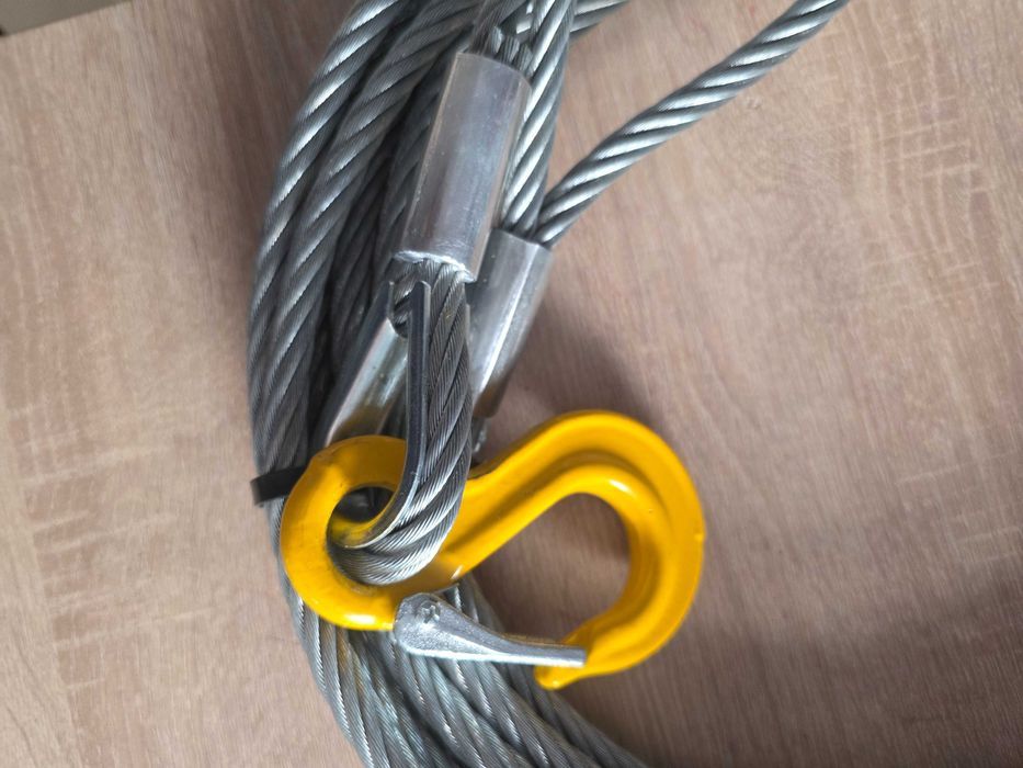 Coarda de oprire cu diametrul de 12 mm, lungime de 10 m, cu carlig si ochi