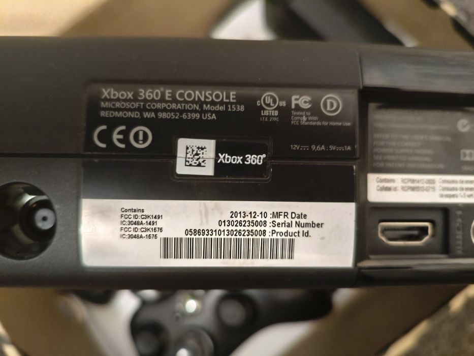 XBOX 360 E  ( Прошитая )