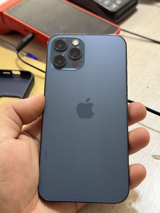 IPhone 12 pro Sotiladi срочно  !!