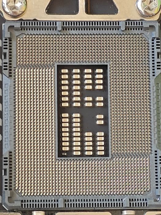 Core i9 13900KF + Msi Pro B660M-A Wifi