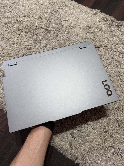 Lenovo LOQ 15IAX9 / i5-12600HX / RTX 4050 6gb / 24gb ram / 1TB ssd