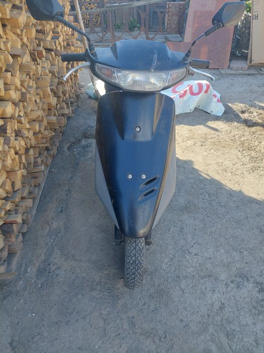Продам скутер хонда дио27
