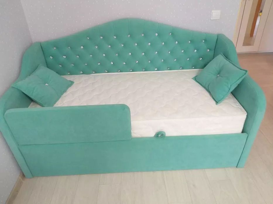 Детская кровать для самых маленьких