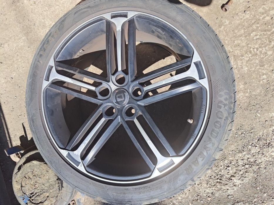 Vând jante pe 19 5x112