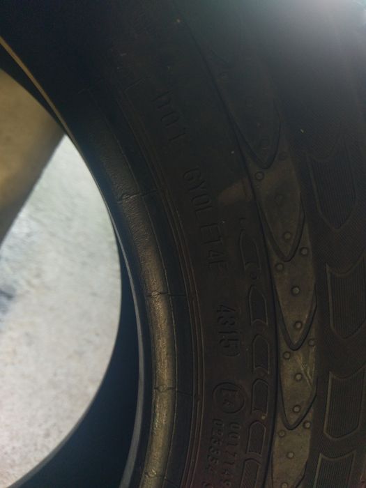 2бр. гуми за бус