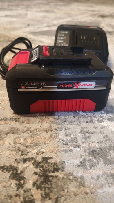 Acumulator Einhell 4Ah 18v+încărcător