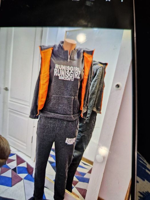 Продам одежды не носили