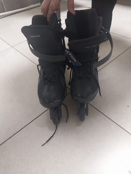 Роликовые коньки