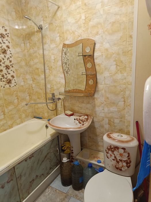 Продам 1 ком квартиру в районе Бегемота