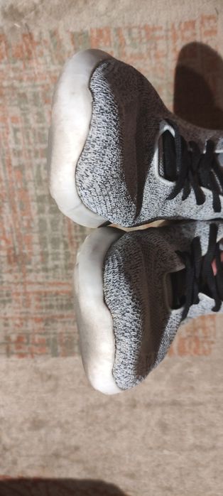 маратонки Champion оригинални  45.5номер