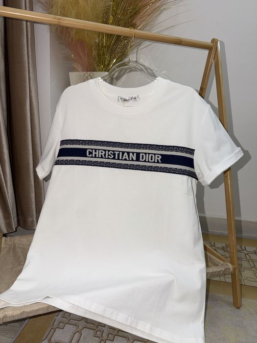 Женские футболки