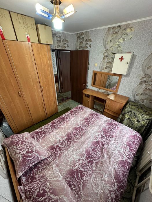 Продам 4х комнатную квартиру