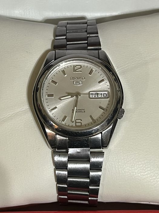 Seiko 5 , 21 Jewels automatic