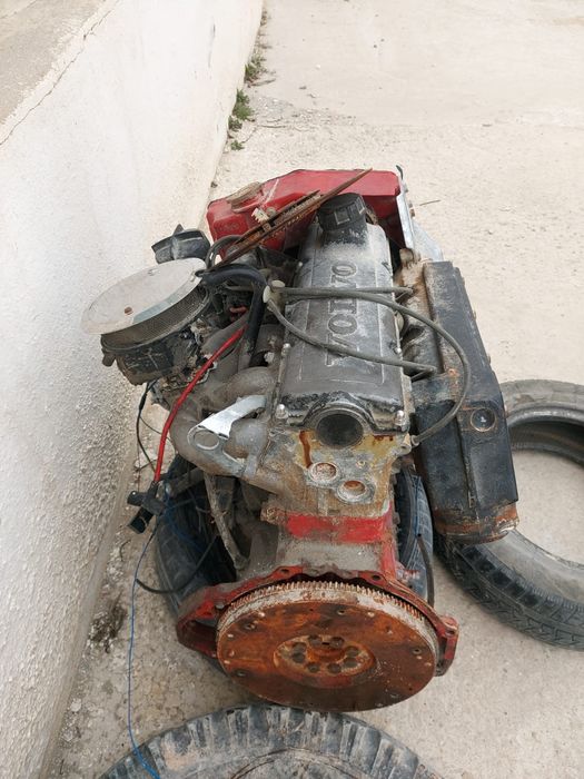 Лодочный мотор Volvo Penta в сборе