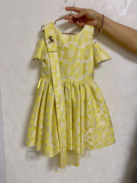 Платья для девочек