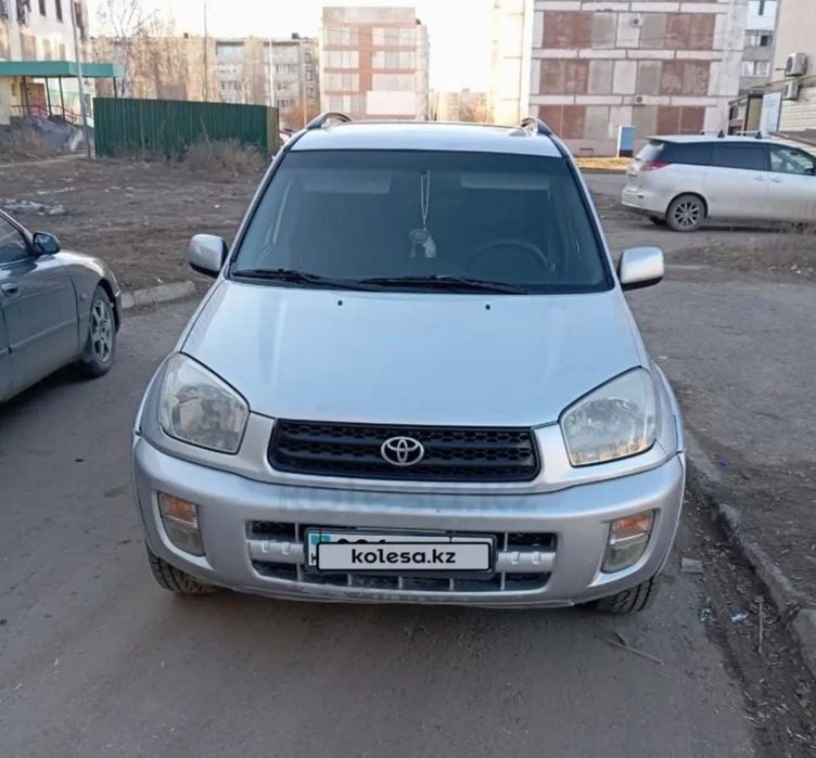 Продам TOYOTA RAW4 2001г