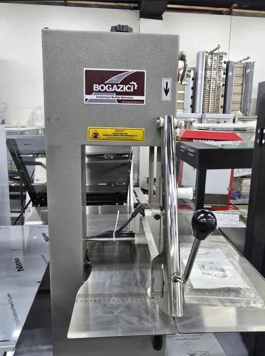 Suyak arra go'sht kesadigan aparat suyak arra