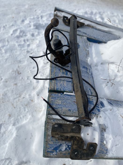 Фаркоп на киа рио