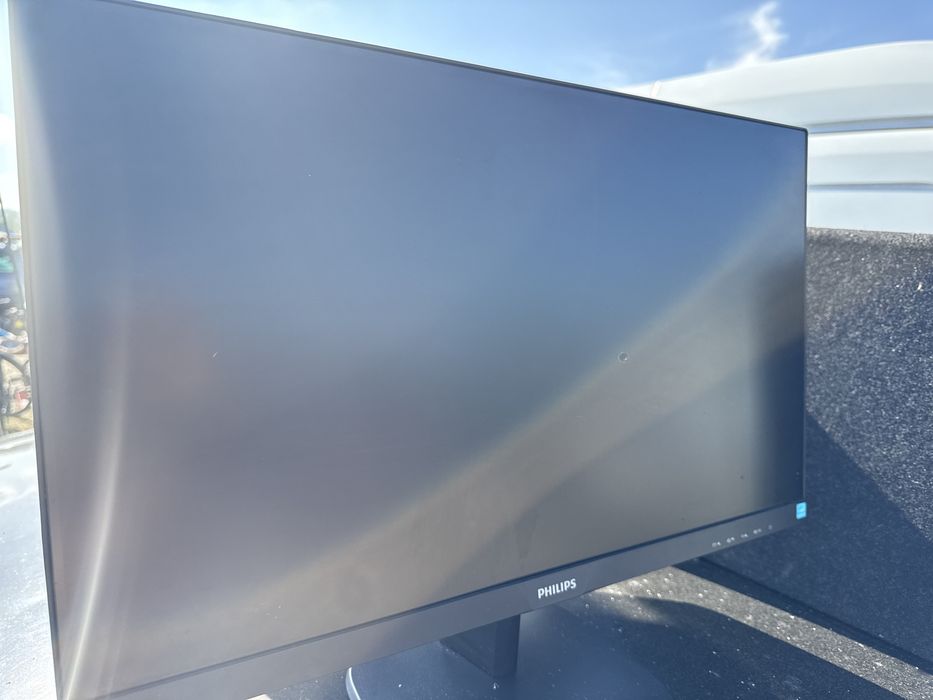 2 x monitoare Philips 243v