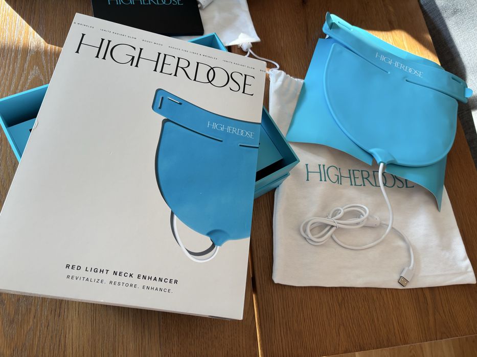 Инфраред LED маски Higher Dose за лице + шия/деколте