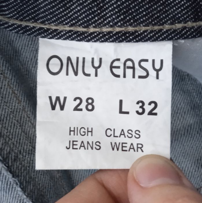 Продам джинсы женские