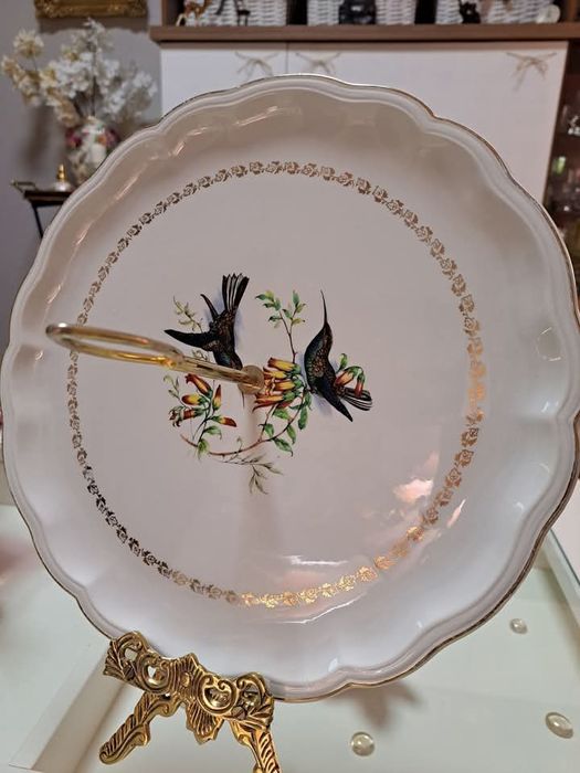 Плато за сервиране