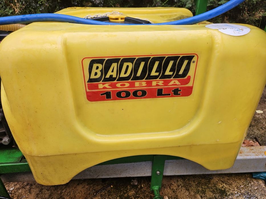 Стационарна пръскачка с бензинов двигател 200л.