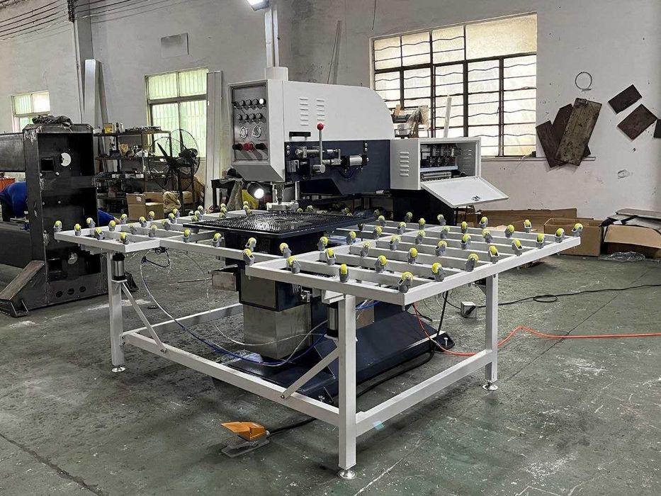 Продаётся новое оборудование по стеклу