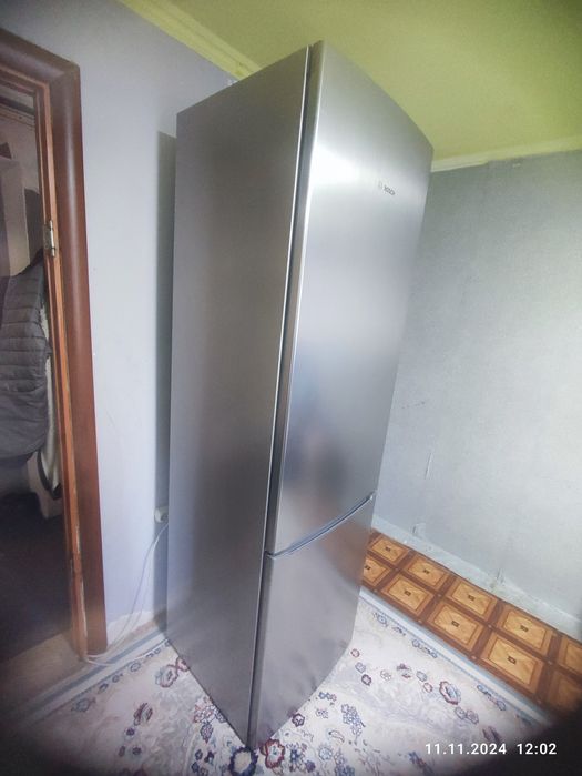 Продам холодильник bosch