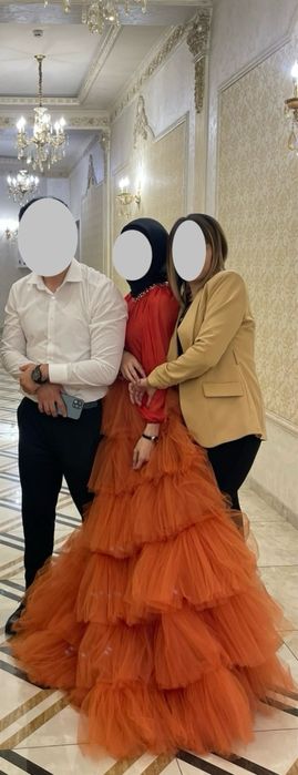 Продаётся вечерние платье