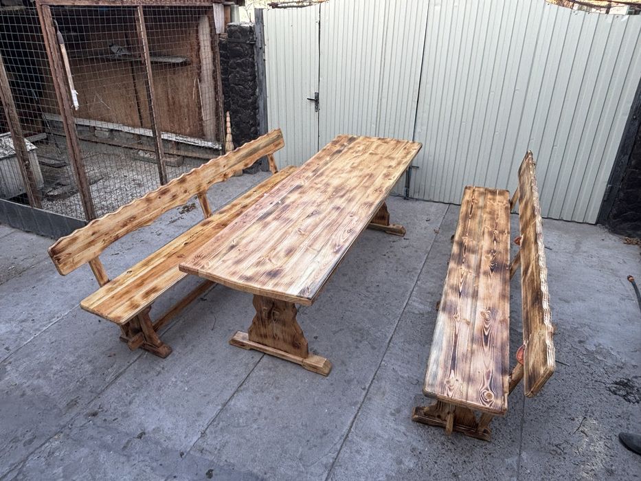 Продам стол с лавками