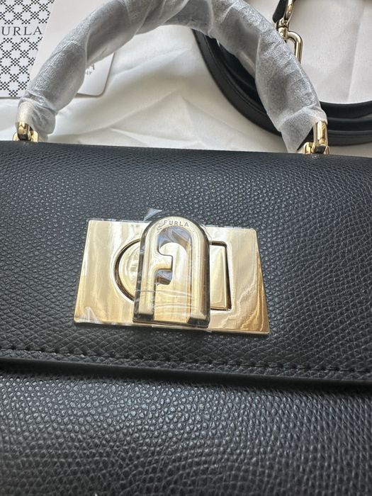 Дамска чанта Furla 1927 в черен цвят