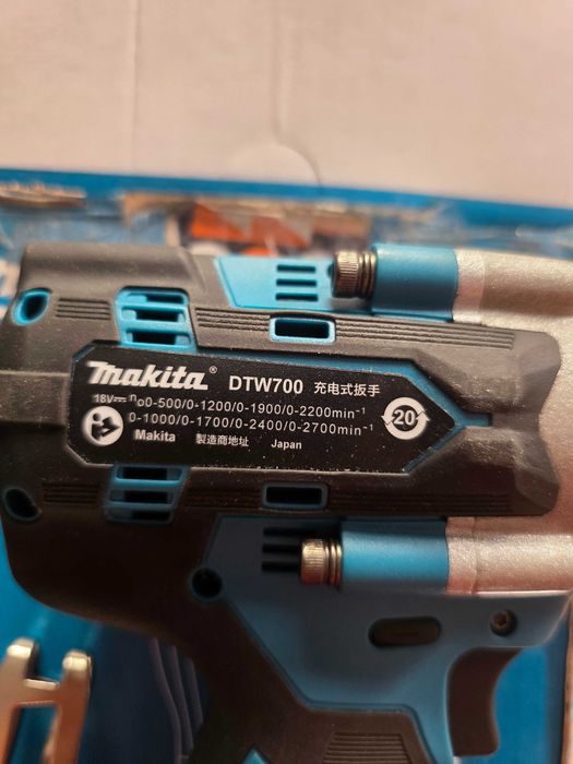 Filetanta de impact Replica Makita 18.0 V (fără baterie, fără încărcător) DTW701