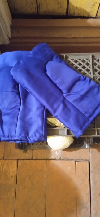 Продам рукавицы.