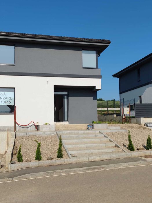 Casa individuala 120 mp utili, 500 mp teren, Corusu!