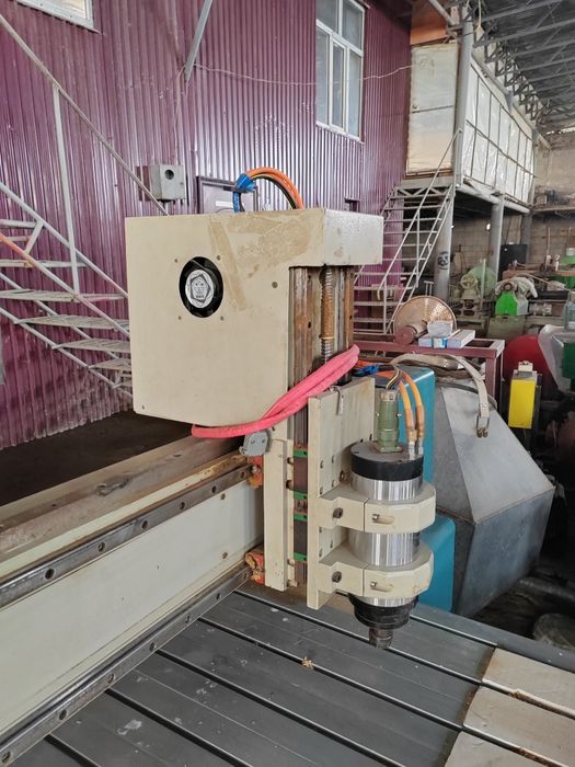 Станок по дереву с ЧПУ