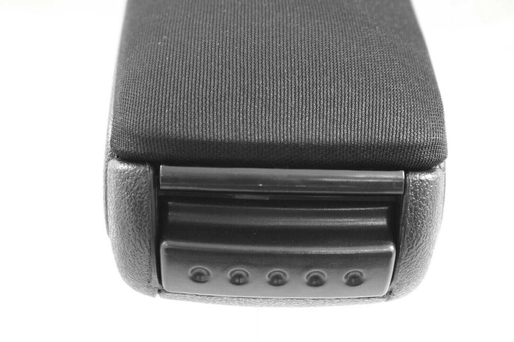 Текстилен черен подлакътник за Форд Фокус 2 / Ford Focus Mk2 (04-10)